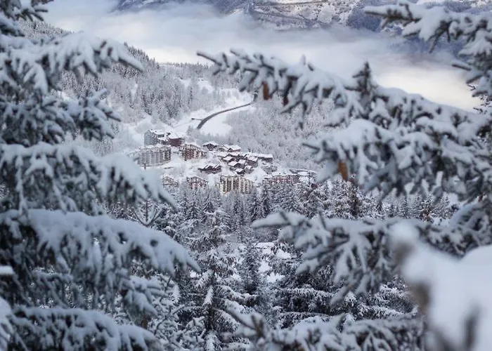 Saboia A48 Cles Blanches Courchevel