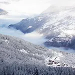 Saboia A48 Cles Blanches Courchevel